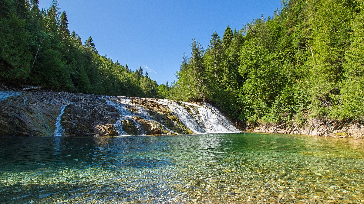 Parc municipal de la Rivière Émeraude / #CanadaDo / Best Waterfalls in Quebec